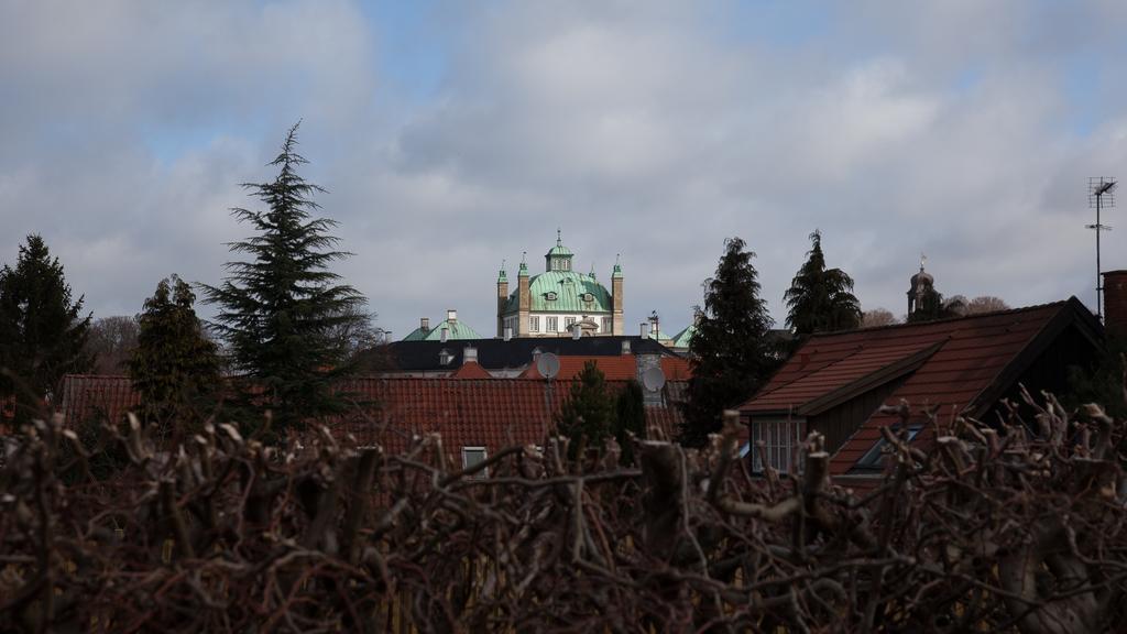 Fredensborg Vandrerhjem, I Kongens Baghave Buitenkant foto