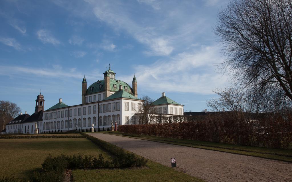 Fredensborg Vandrerhjem, I Kongens Baghave Buitenkant foto